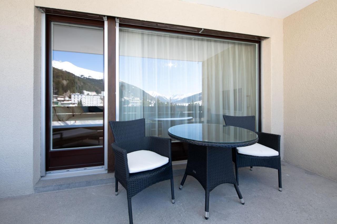 Ferienwohnungen, Carlton Am Park, Davos Platz מראה חיצוני תמונה